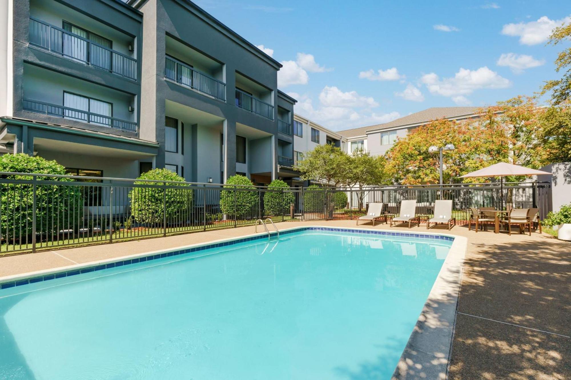 Courtyard By Marriott Dallas Lewisville Extérieur photo